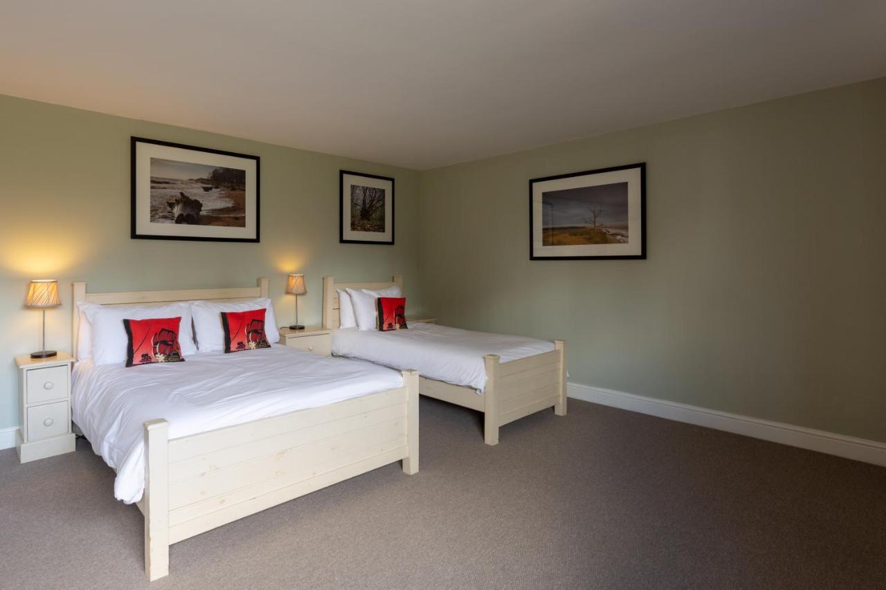 Hotel The Plough Wangford Exteriér fotografie